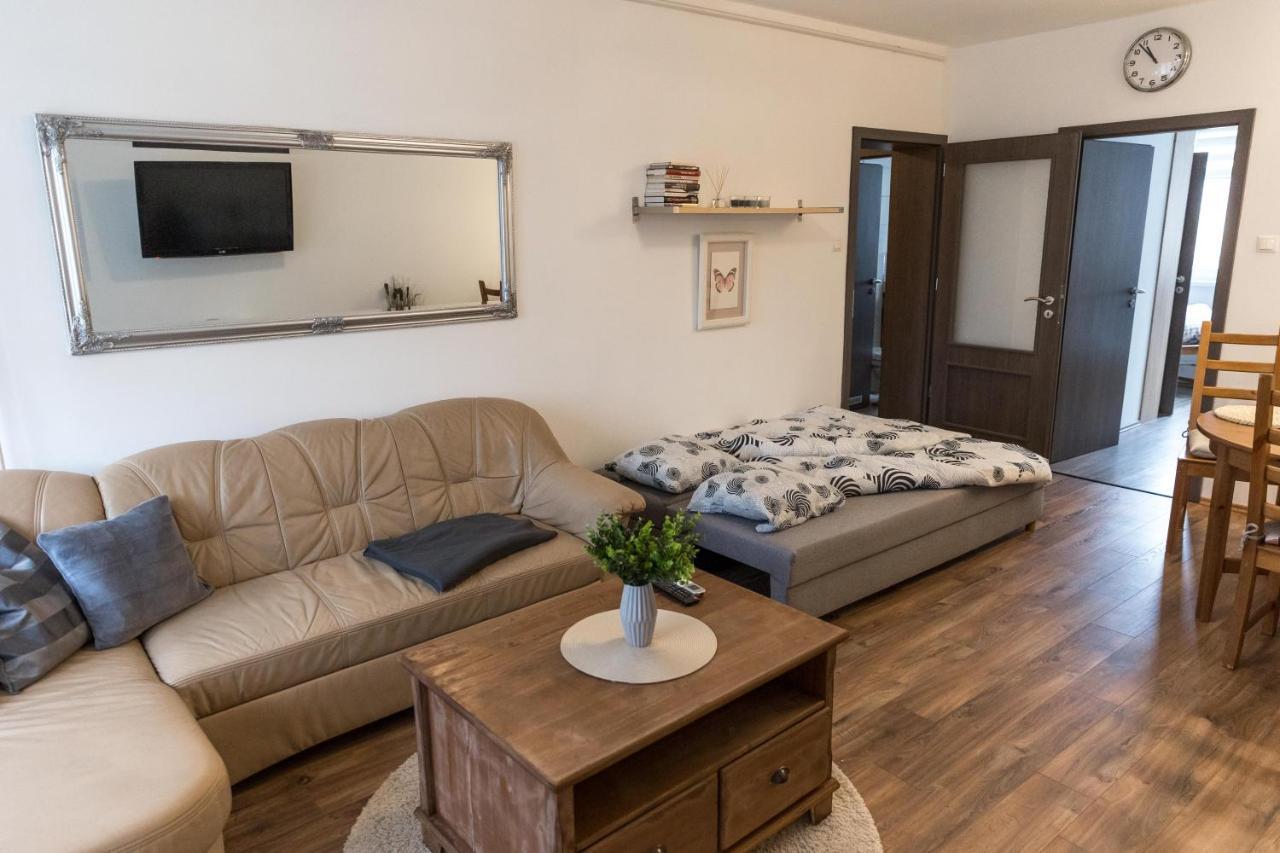 Sflower Apartman Eger Bagian luar foto